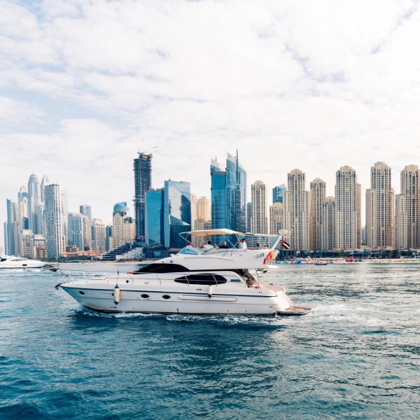Private Yacht Cruise in Dubai