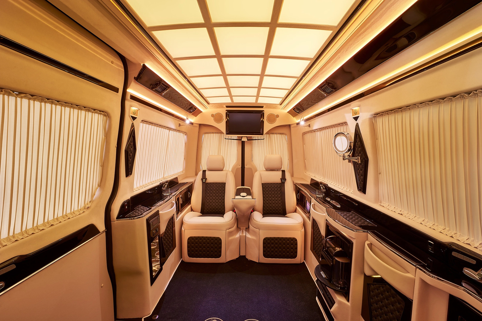 mercedes sprinter rental in dubai